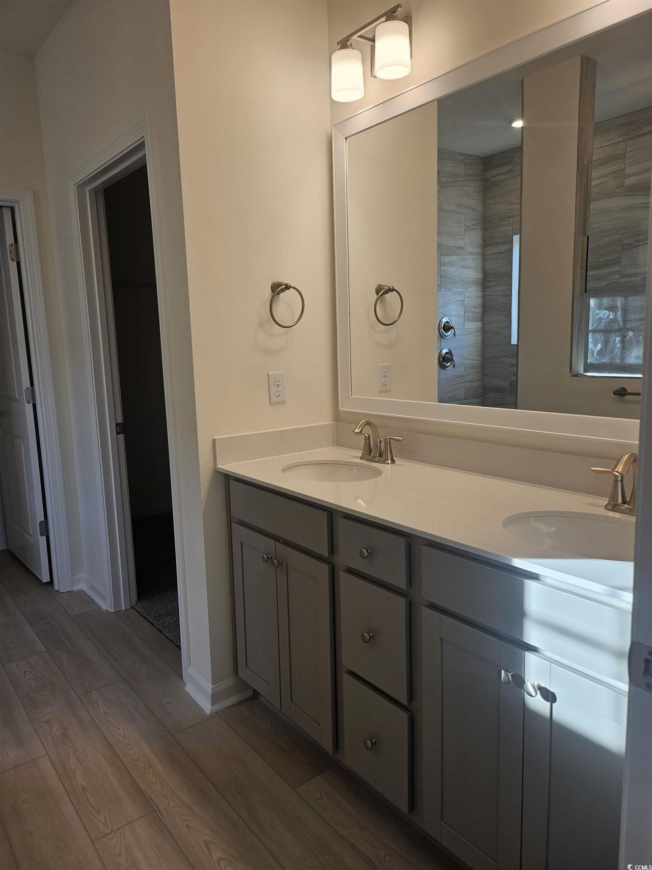 1053 Jase Dr. Photo 20