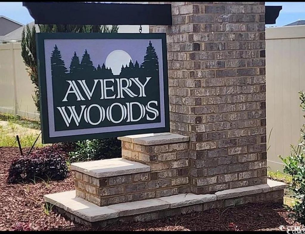 1053 Jase Dr. Photo 28