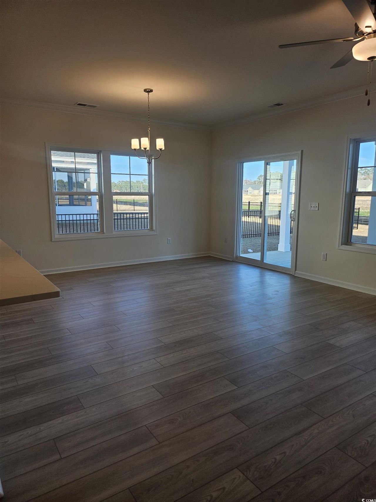 1053 Jase Dr. Photo 8