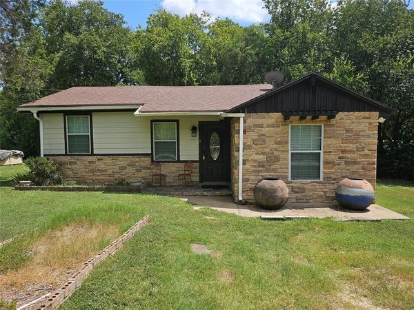 108 2nd Street, Whitney, TX 76692