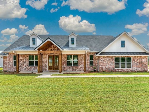 5800 Block Pineforest Drive, Crestview, FL 32539