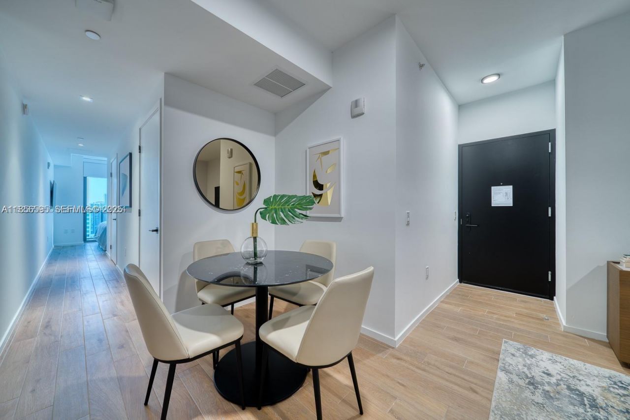 398 NE 5th St, Unit 4415, Miami, FL 33132 Photo