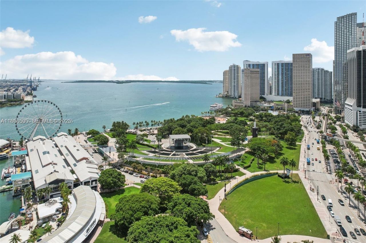 398 NE 5th St, Unit 4415, Miami, FL 33132 Photo