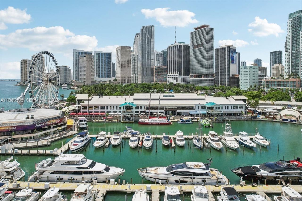 398 NE 5th St, Unit 4415, Miami, FL 33132 Photo