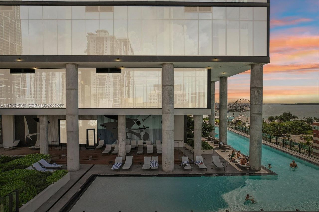 398 NE 5th St, Unit 4415, Miami, FL 33132 Photo