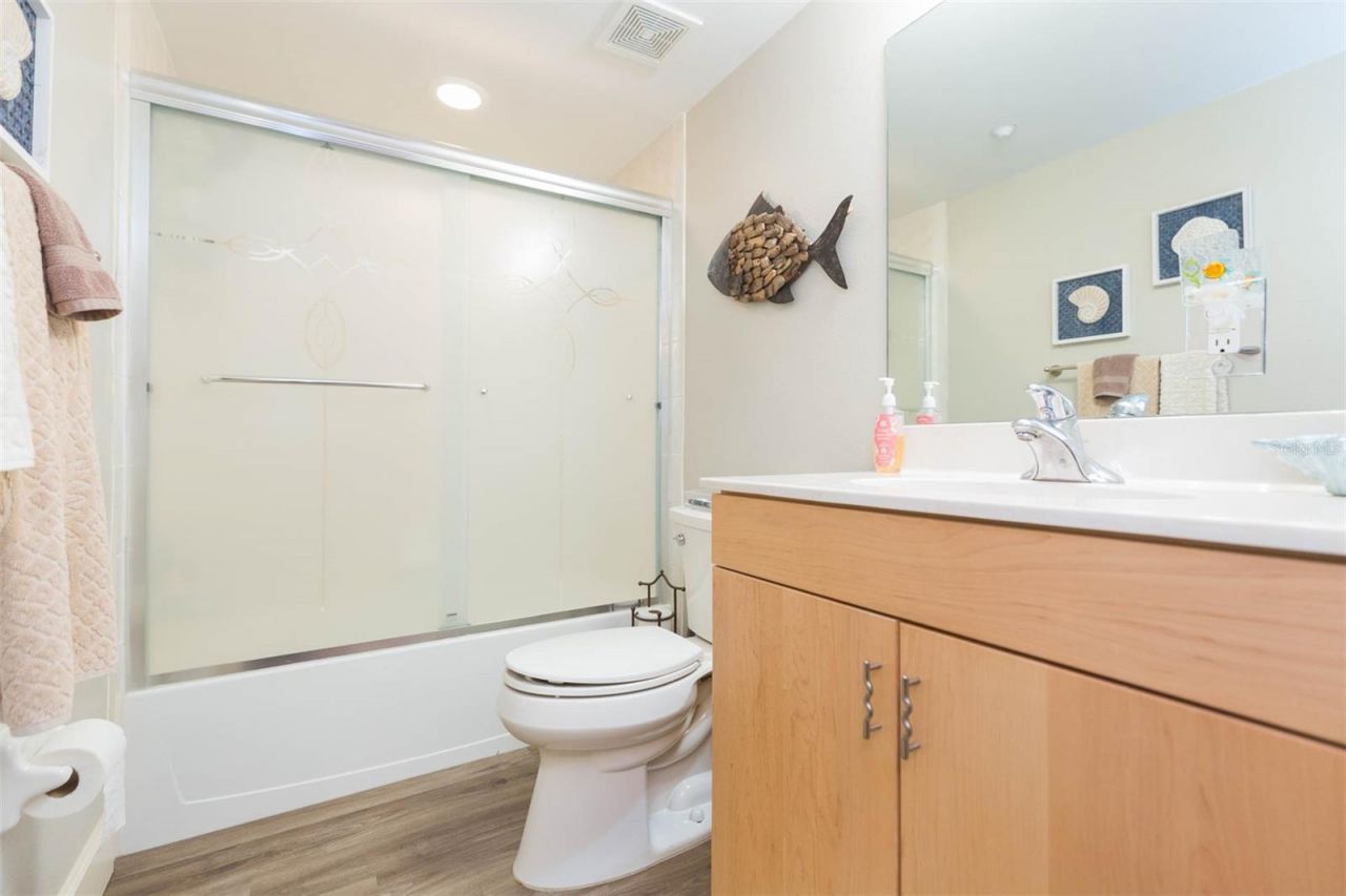 16326 Gulf Boulevard, Unit 109, Redington Beach, FL 33708 Photo