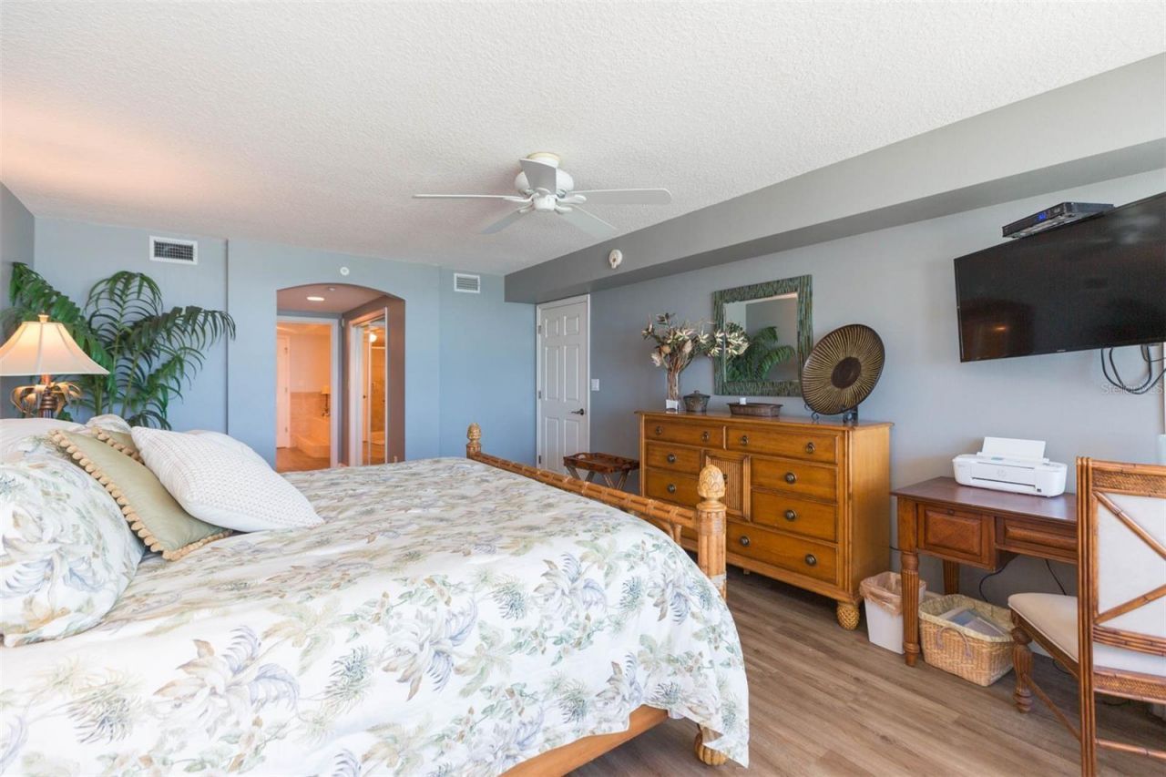 16326 Gulf Boulevard, Unit 109, Redington Beach, FL 33708 Photo