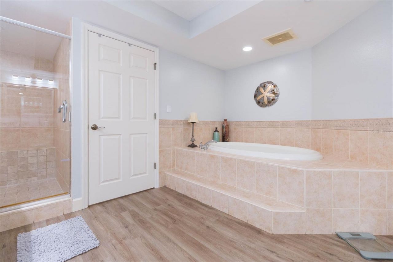 16326 Gulf Boulevard, Unit 109, Redington Beach, FL 33708 Photo