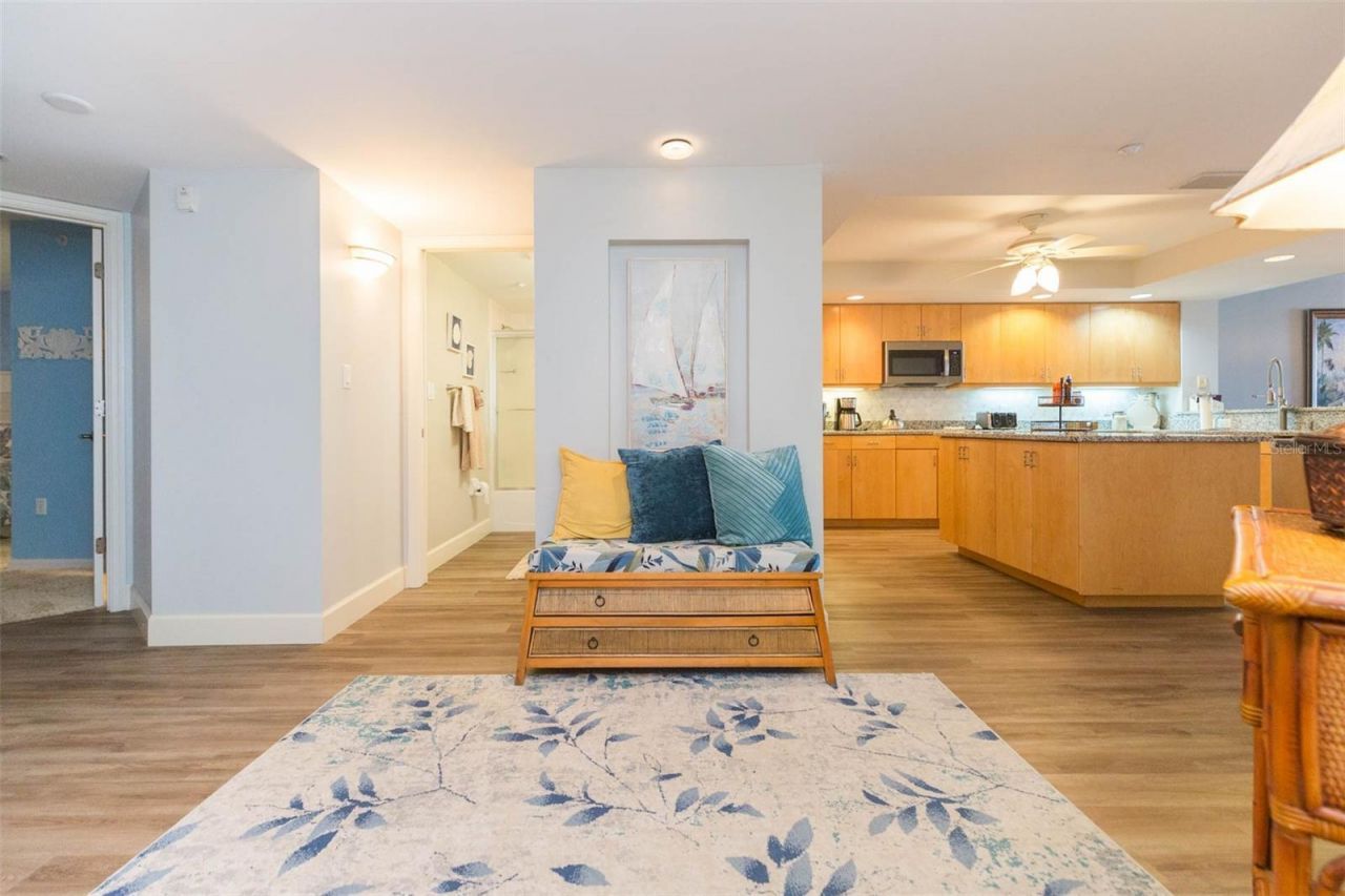 16326 Gulf Boulevard, Unit 109, Redington Beach, FL 33708 Photo