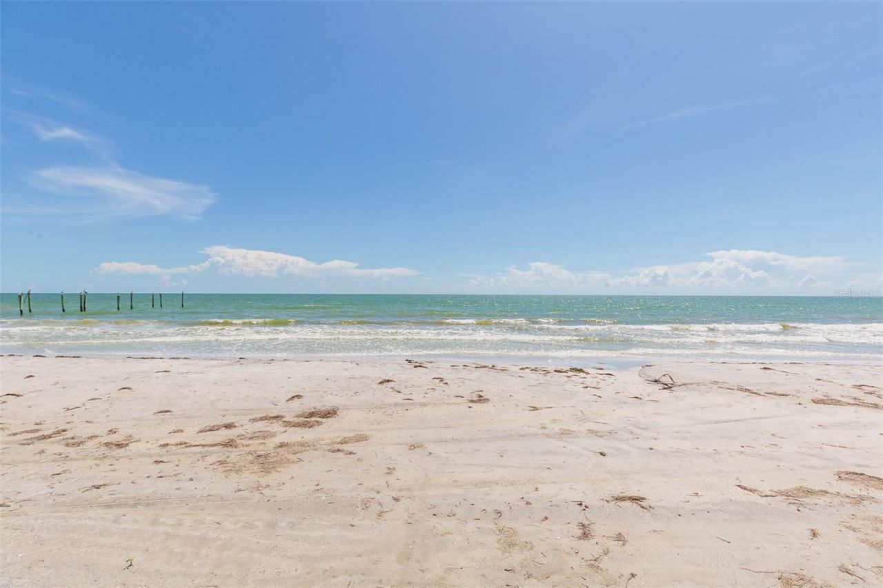 16326 Gulf Boulevard, Unit 109, Redington Beach, FL 33708 Photo
