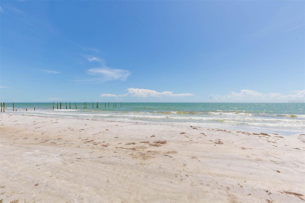 16326 Gulf Boulevard, Unit 109, Redington Beach, FL 33708 Photo