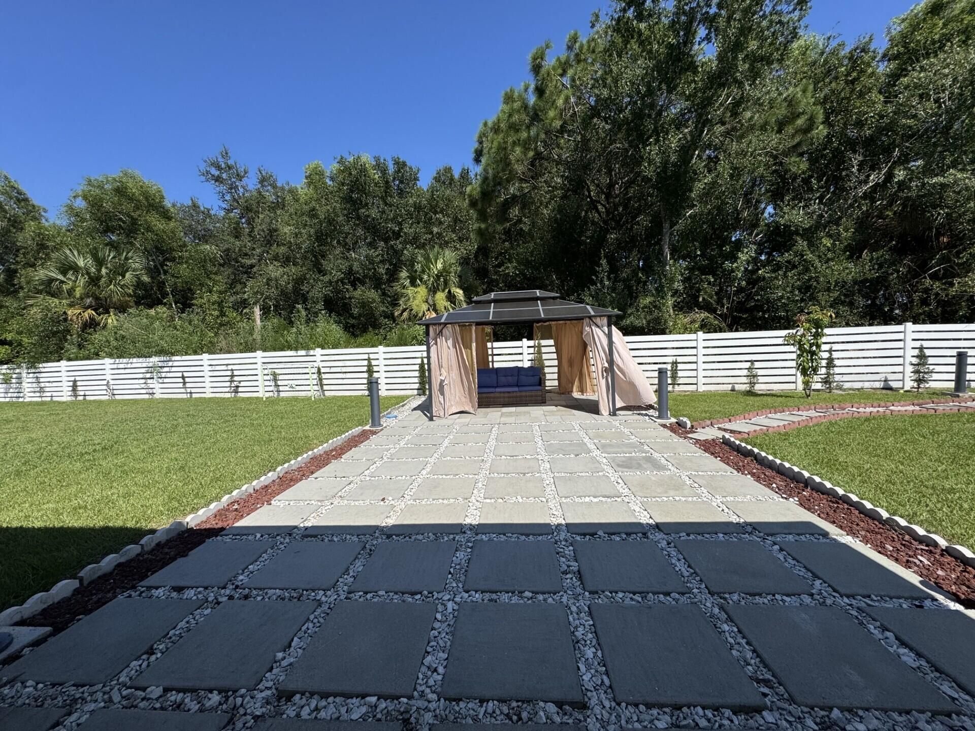 5252 NW East Piper Circle, Port Saint Lucie, FL 34986 Photo