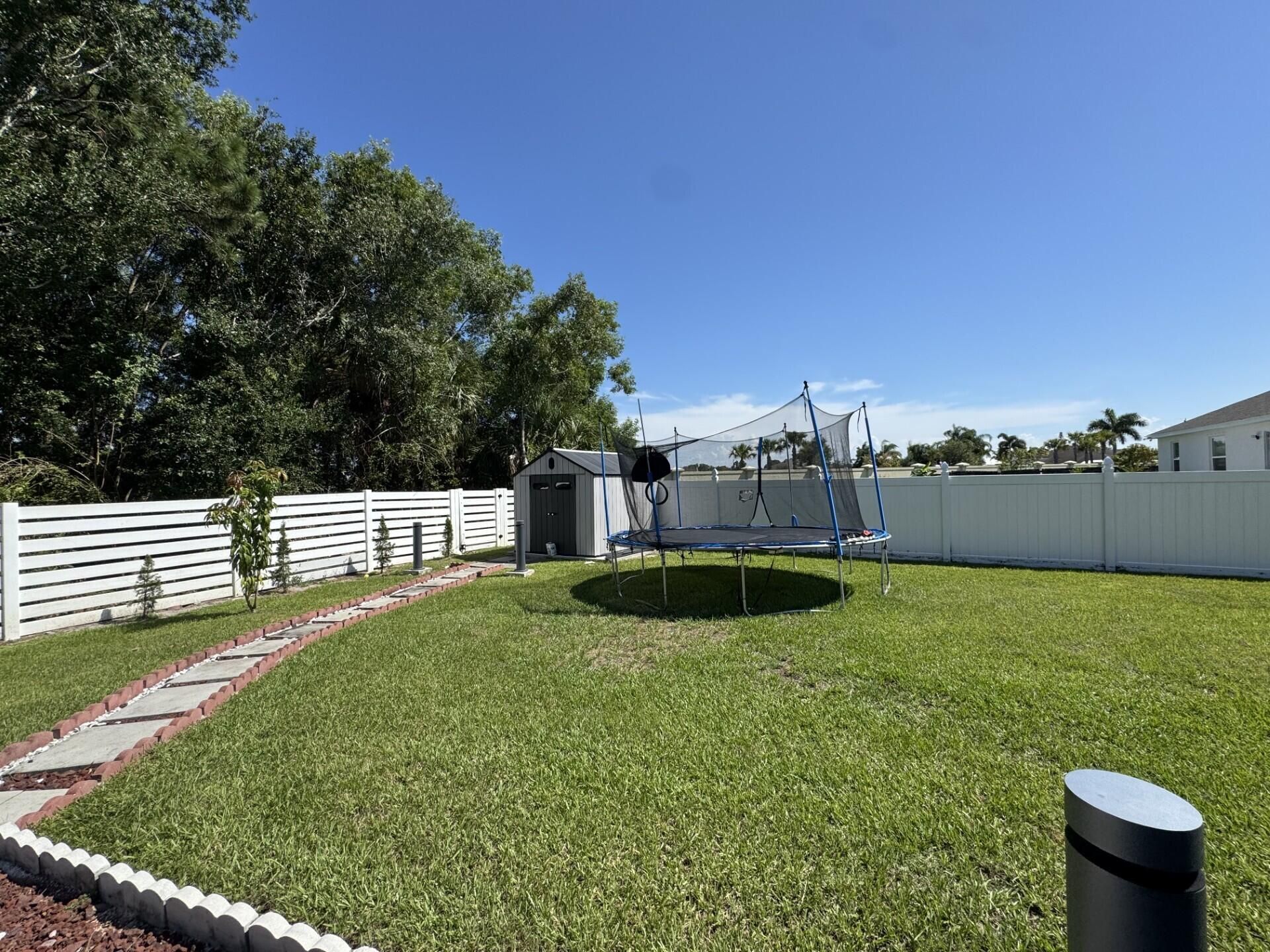 5252 NW East Piper Circle, Port Saint Lucie, FL 34986 Photo