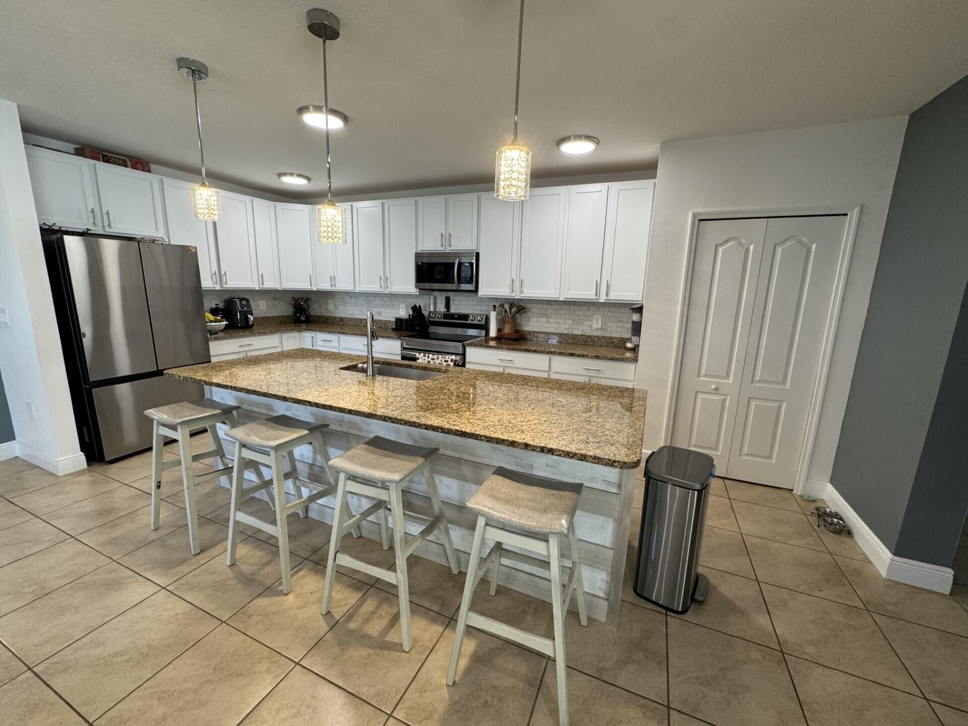 5252 NW East Piper Circle, Port Saint Lucie, FL 34986 Photo