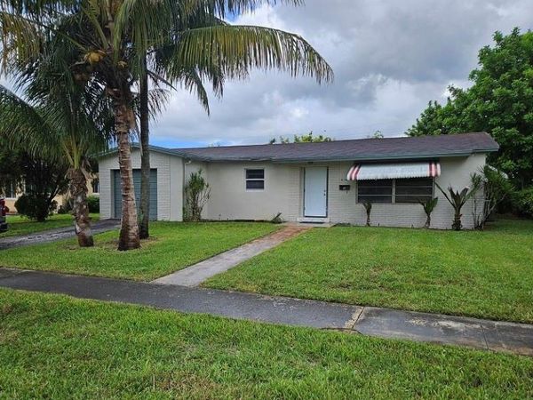 6380 NW 25th Ct, Sunrise, FL 33313