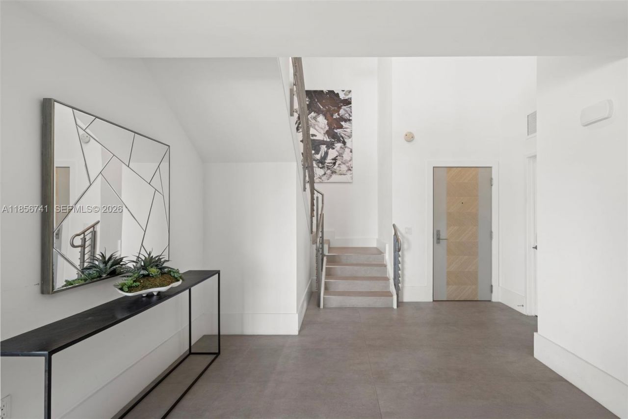 330 Sunny Isles Blvd, Unit 5-502, Sunny Isles Beach, FL 33160 Photo