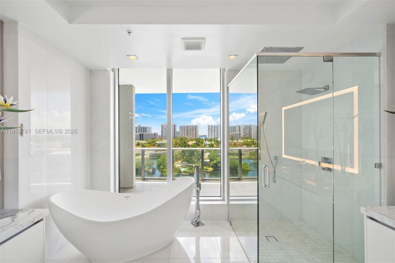 330 Sunny Isles Blvd, Unit 5-502, Sunny Isles Beach, FL 33160 Photo