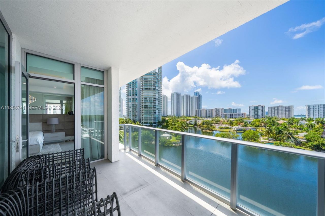 330 Sunny Isles Blvd, Unit 5-502, Sunny Isles Beach, FL 33160 Photo
