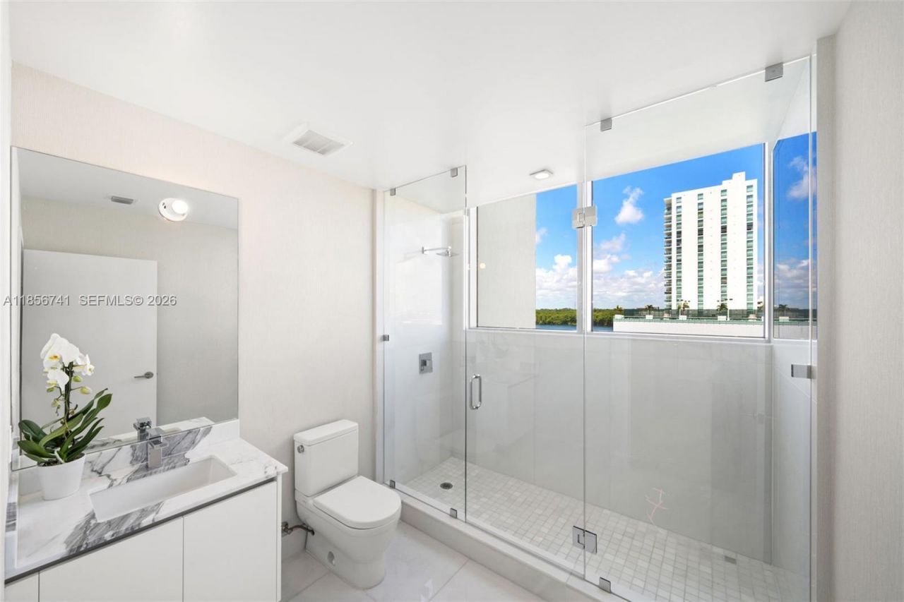 330 Sunny Isles Blvd, Unit 5-502, Sunny Isles Beach, FL 33160 Photo