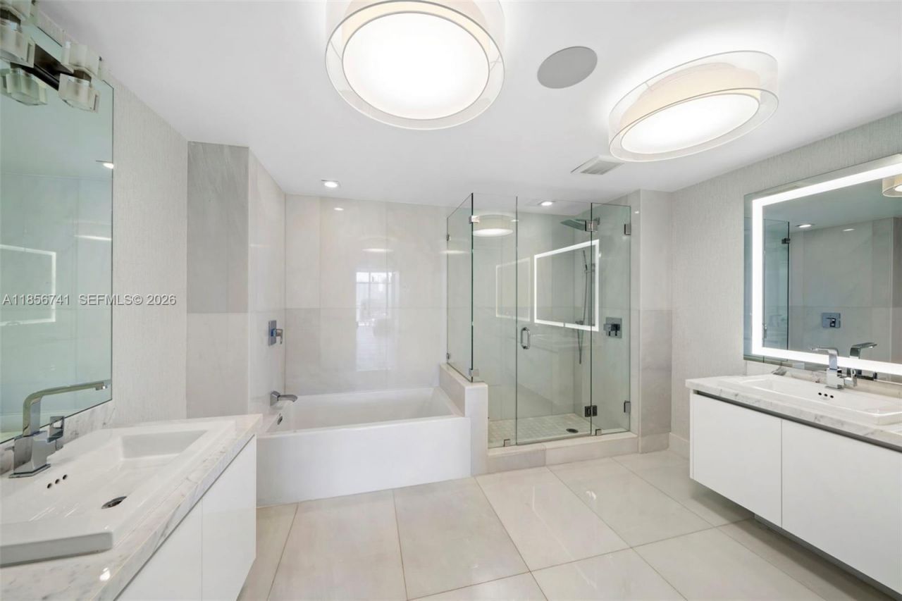 330 Sunny Isles Blvd, Unit 5-502, Sunny Isles Beach, FL 33160 Photo