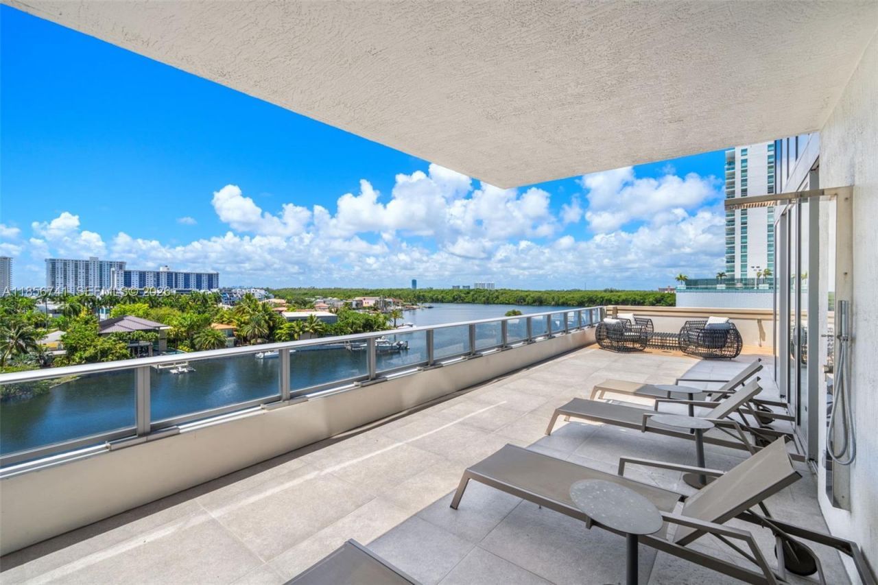 330 Sunny Isles Blvd, Unit 5-502, Sunny Isles Beach, FL 33160 Photo