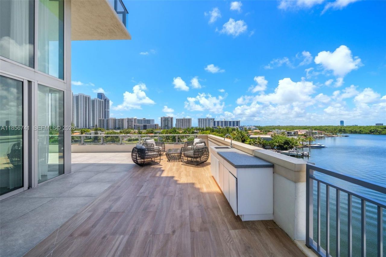 330 Sunny Isles Blvd, Unit 5-502, Sunny Isles Beach, FL 33160 Photo