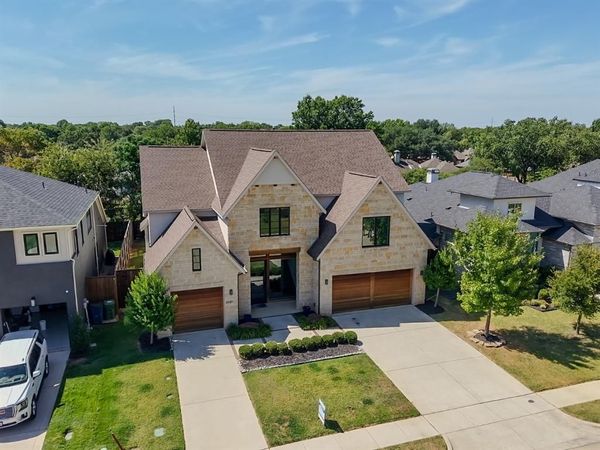 2081 Holt Way, Grapevine, TX 76051