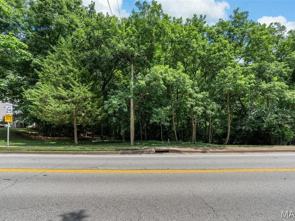 908 Hanna Road, Manchester, MO 63021