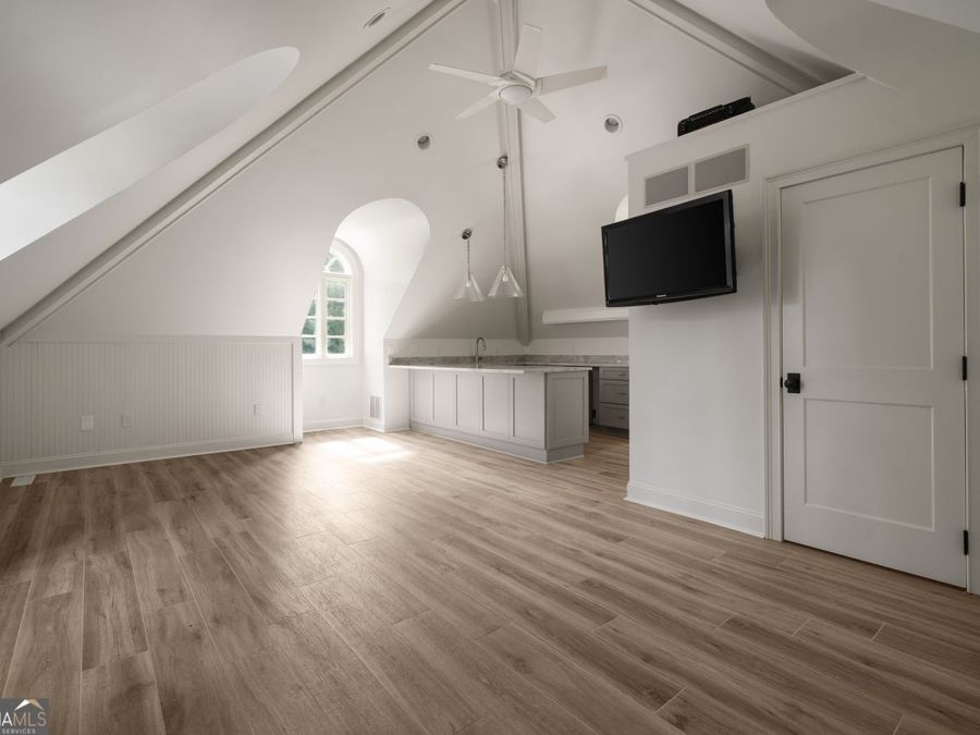 Property Image 106