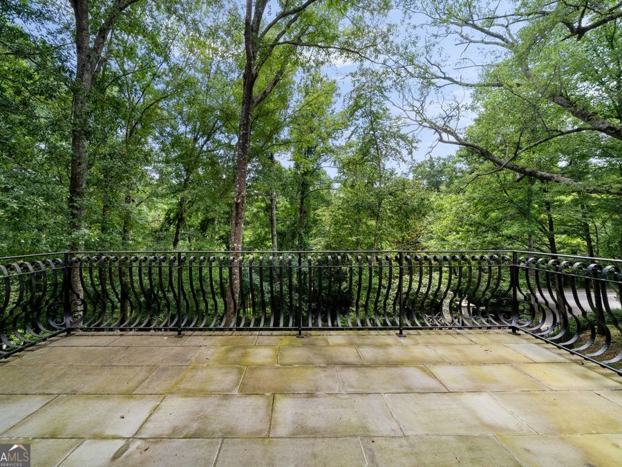 Property Image 110