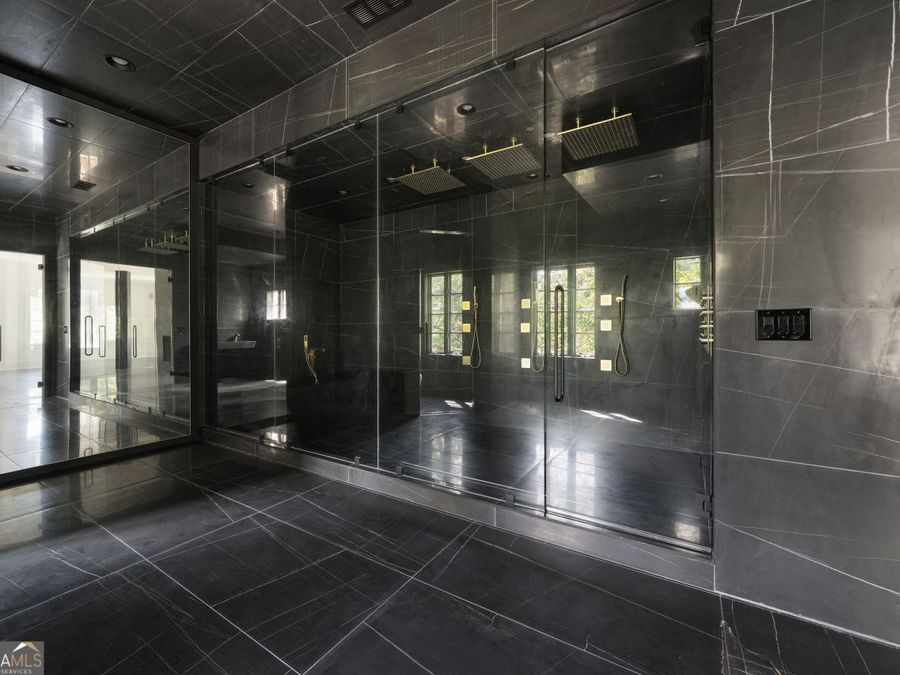 Property Image 95