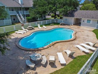 601 E Burgess Rd Pensacola, FL 32504