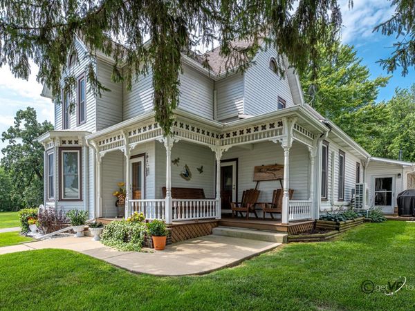 601 Franklin Street, SCALES MOUND, IL 61075