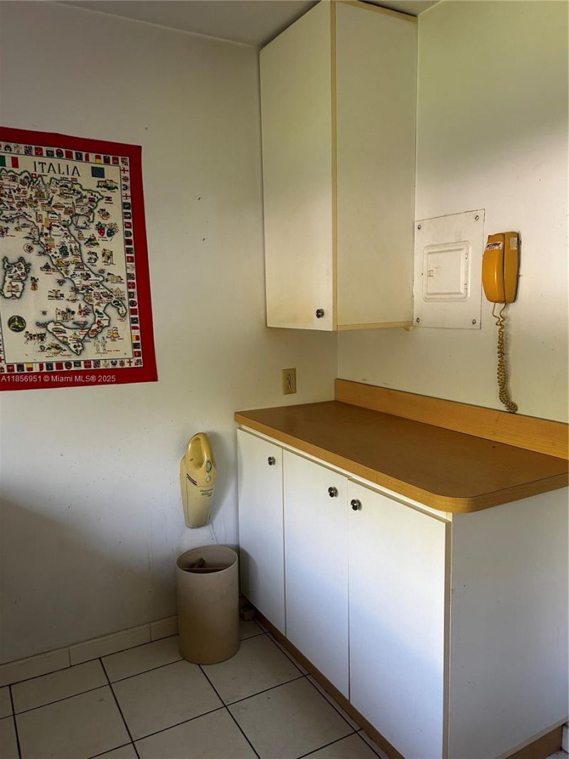 16919 N Bay Rd, Unit 206, Sunny Isles Beach, FL 33160 Photo