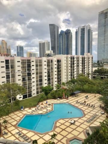 16919 N Bay Rd, Unit 206, Sunny Isles Beach, FL 33160 Photo