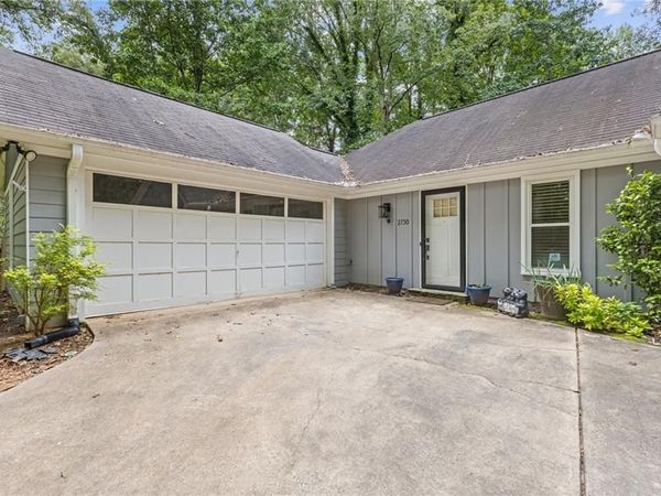 2730 Brook Valley Drive, Cumming, GA 30041