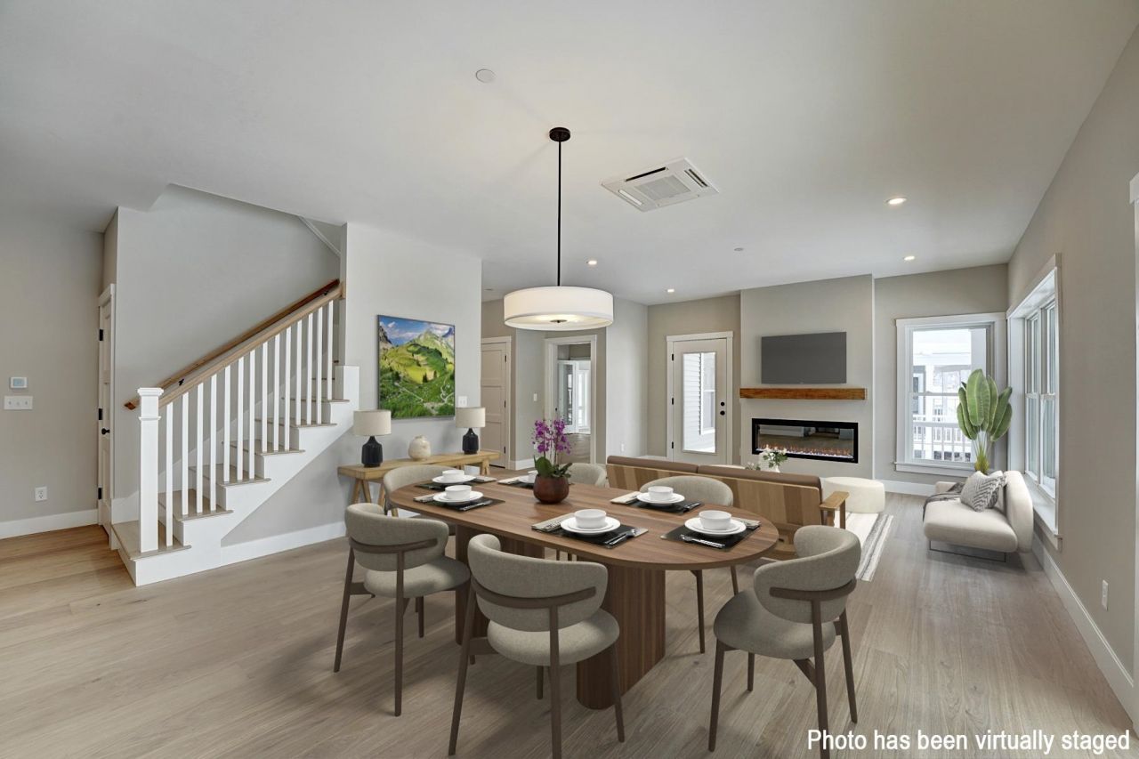 34 Kasnet Drive, Rye, NH 03870 Main Photo