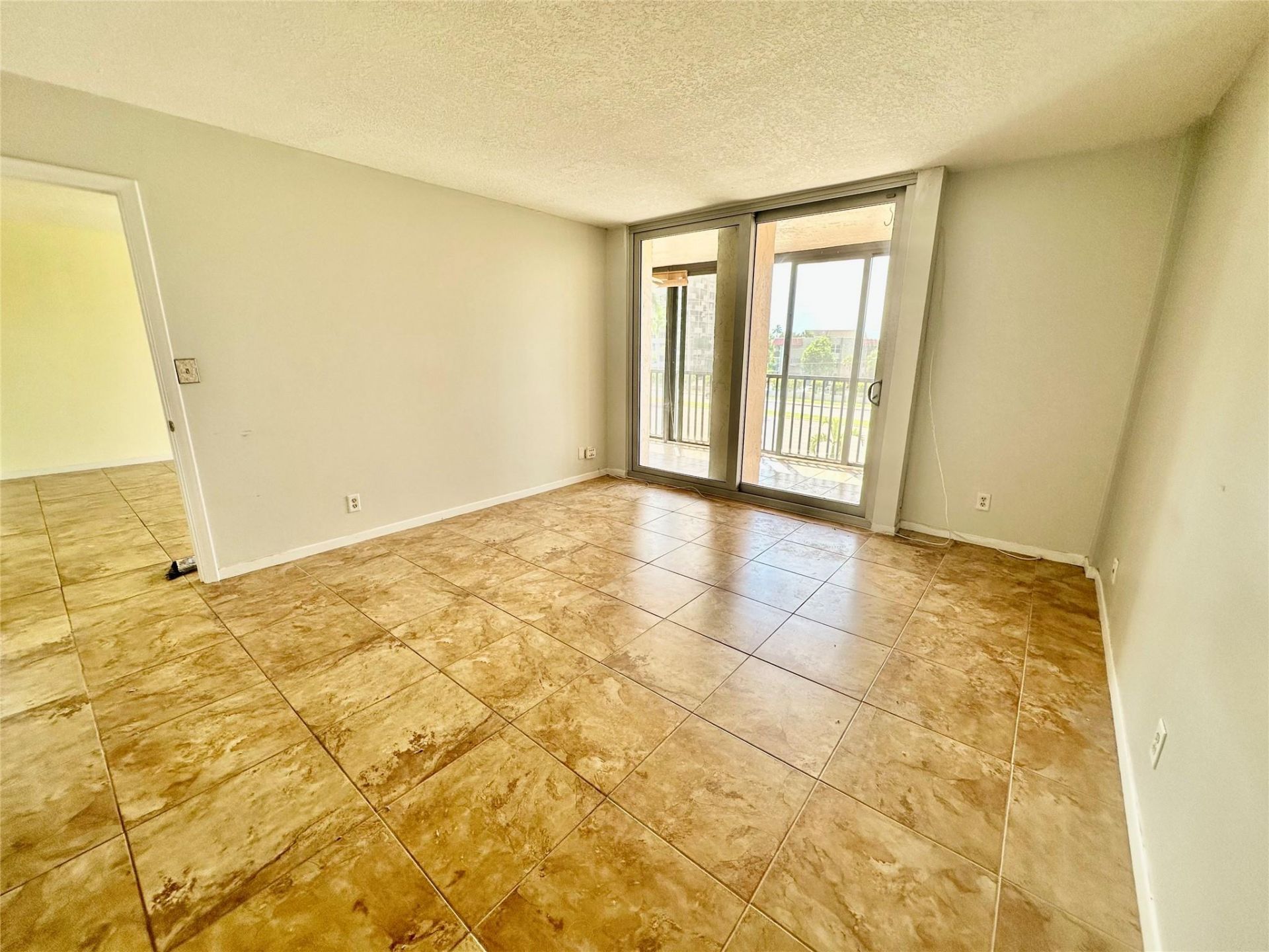 740 S Federal Highway, Unit 314, Pompano Beach, FL 33062 Photo