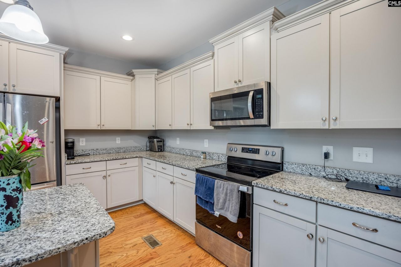 5241 Knopf Drive Photo 16