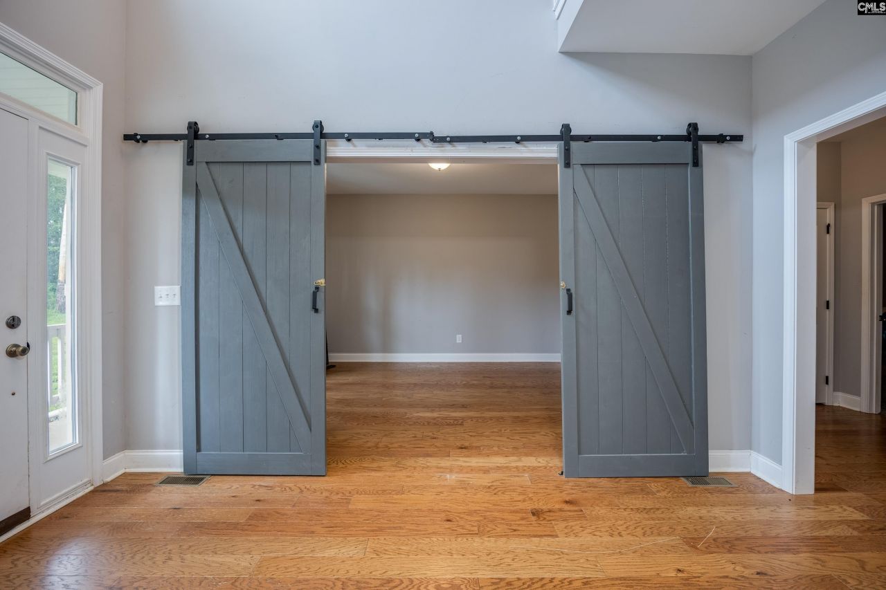 5241 Knopf Drive Photo 8