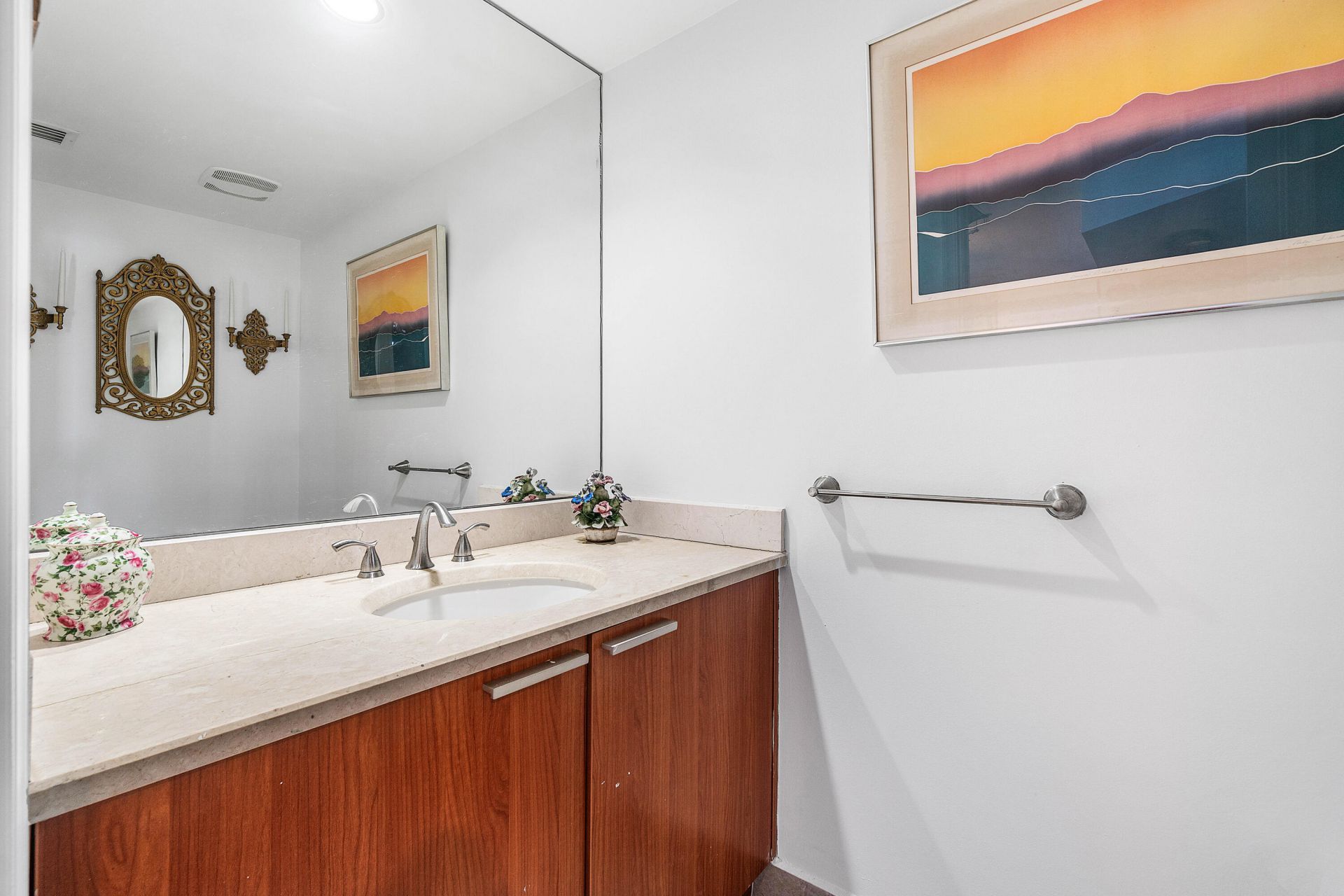 2650 Lake Shore Drive, Unit 1705, Riviera Beach, FL 33404 Photo