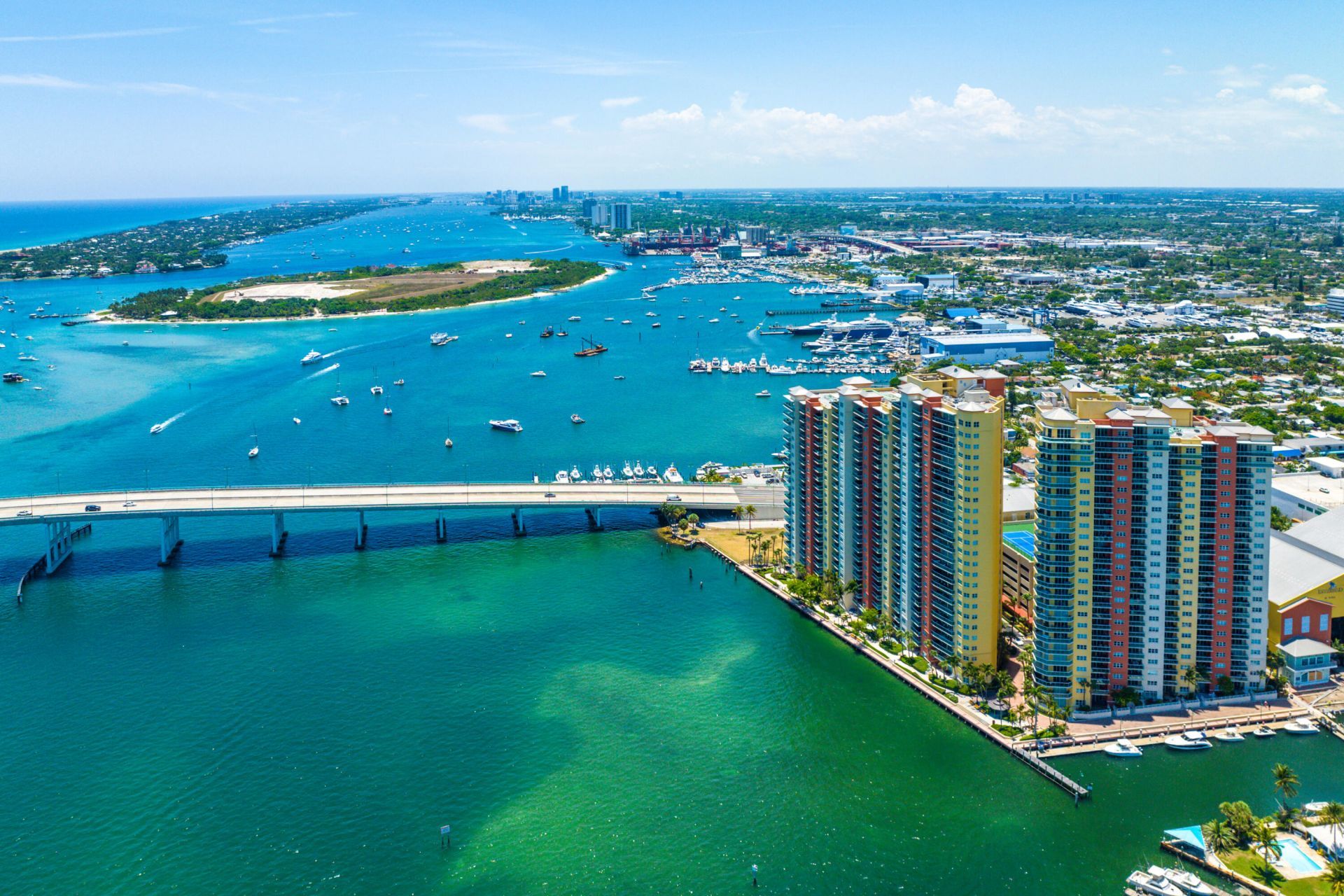 2650 Lake Shore Drive, Unit 1705, Riviera Beach, FL 33404 Photo