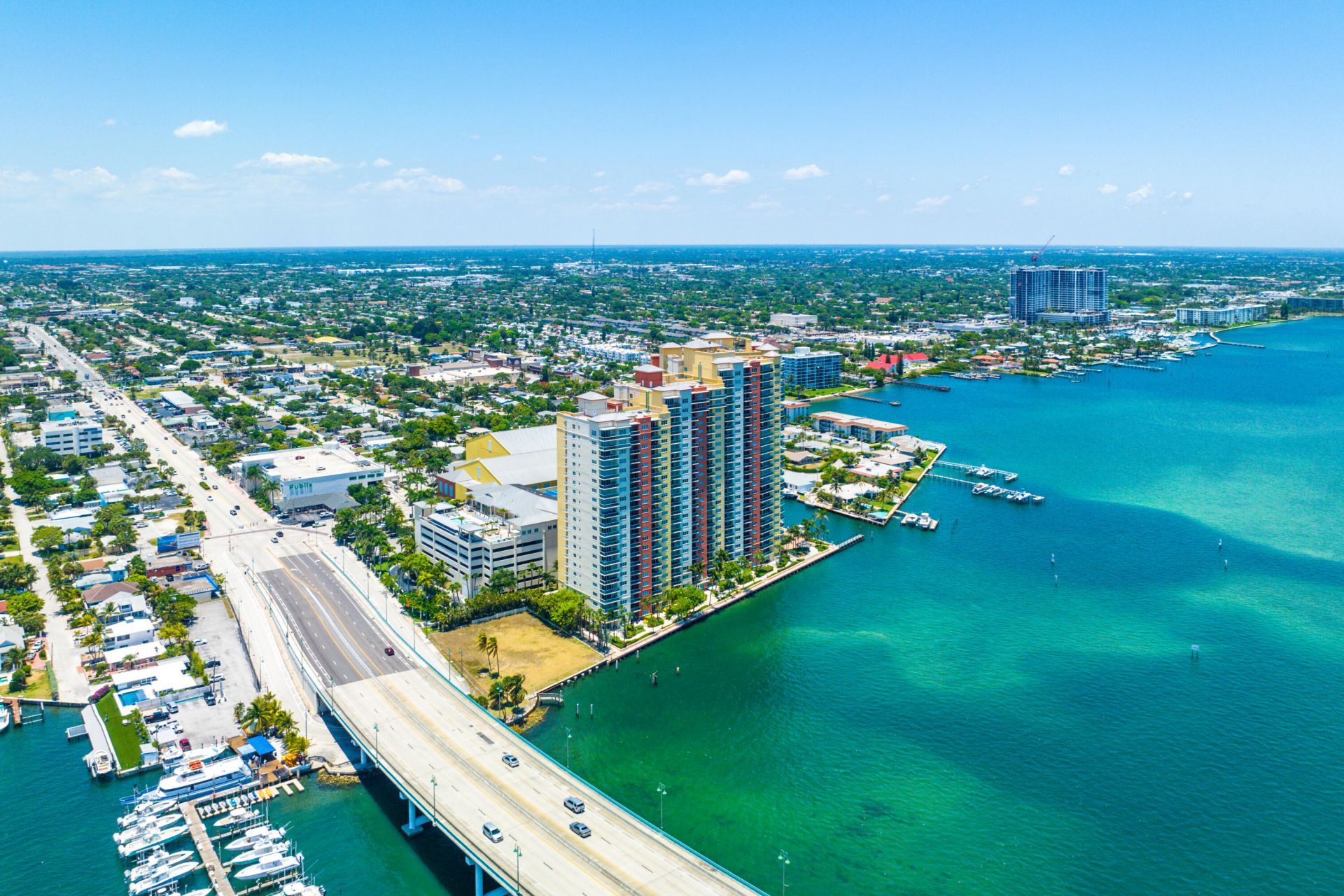 2650 Lake Shore Drive, Unit 1705, Riviera Beach, FL 33404 Photo