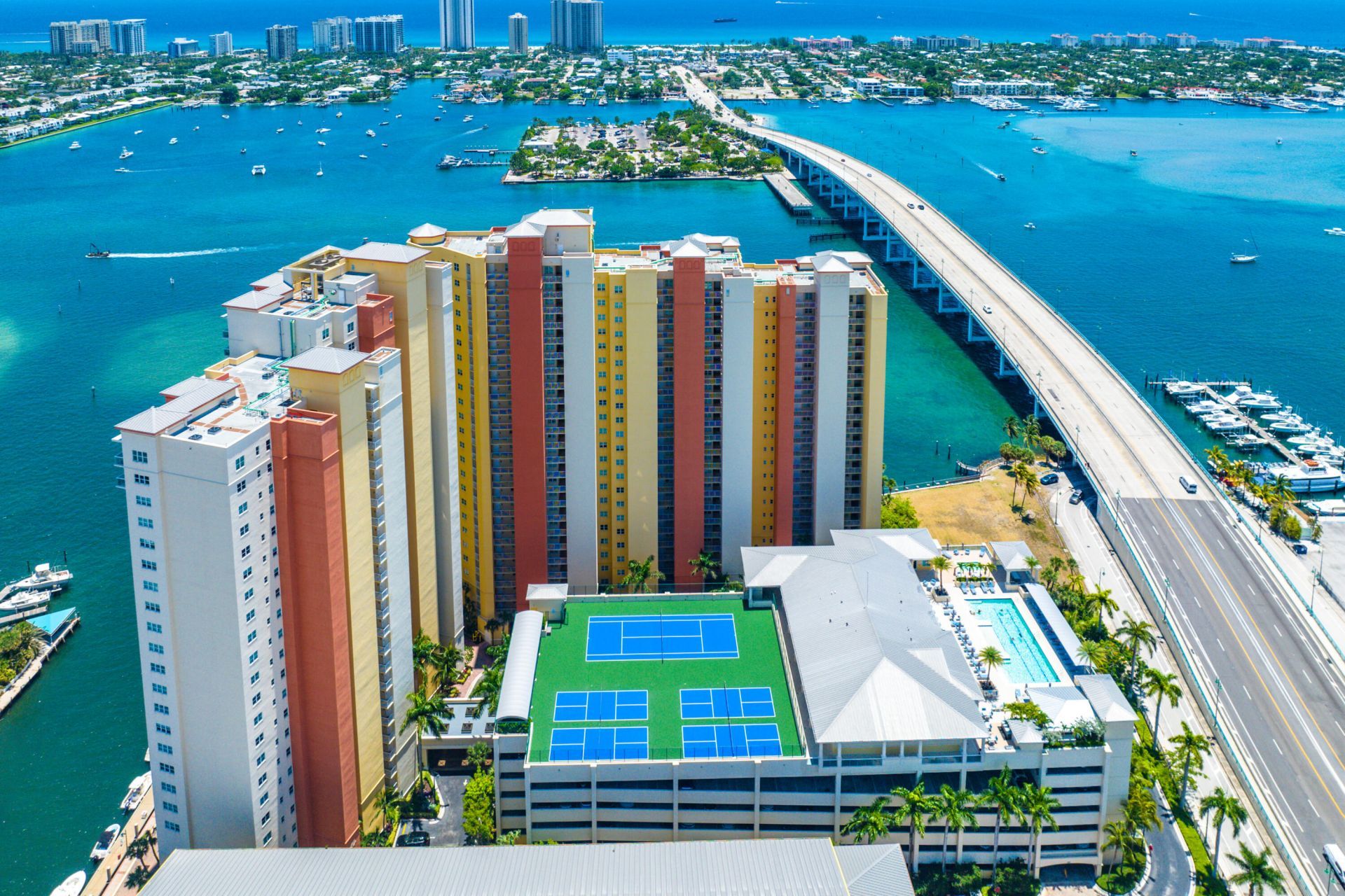 2650 Lake Shore Drive, Unit 1705, Riviera Beach, FL 33404 Photo