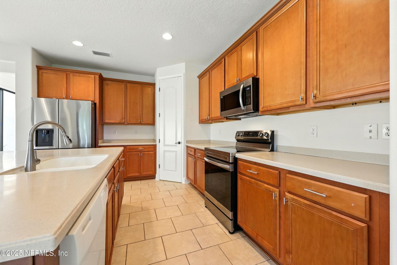 2536 Tuscan Oaks Lane, Jacksonville, FL 32223 Photo