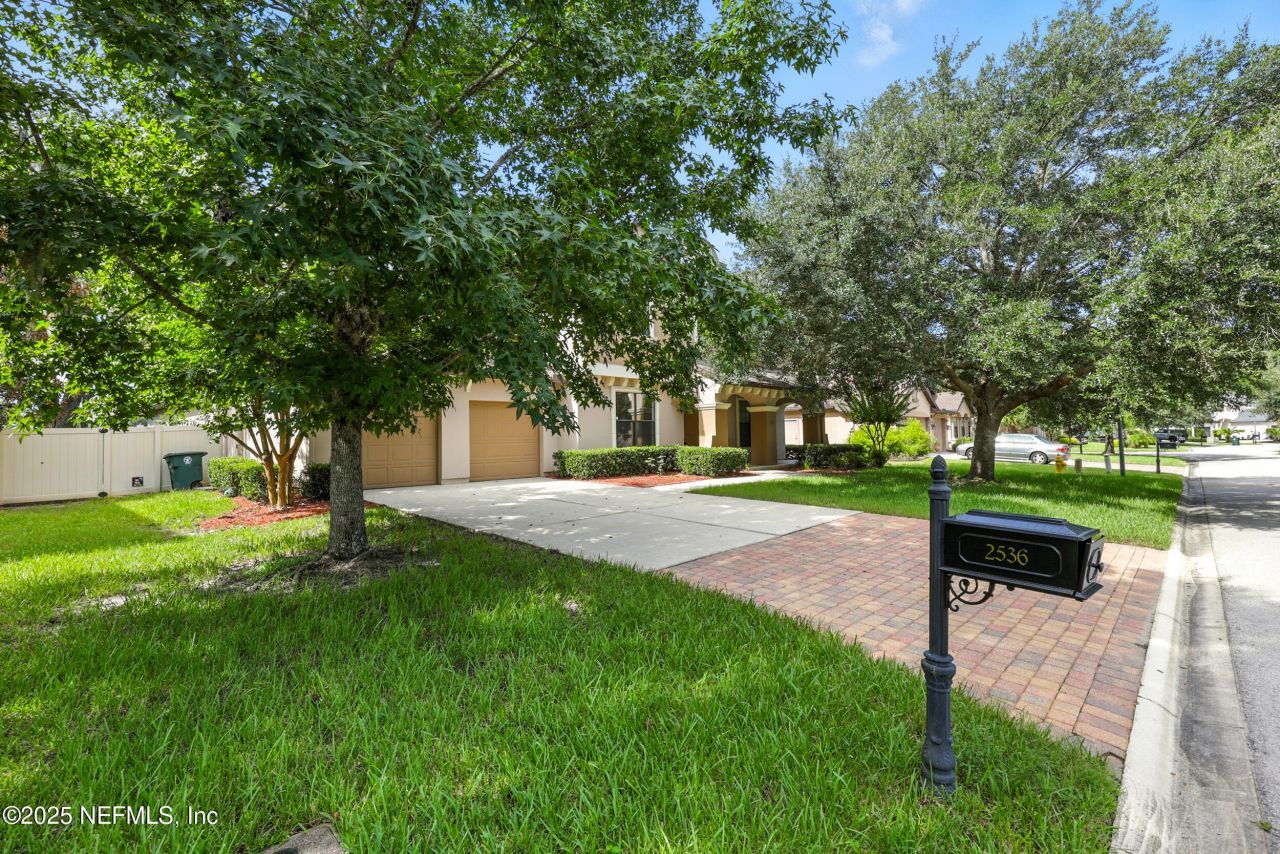 2536 Tuscan Oaks Lane, Jacksonville, FL 32223 Photo