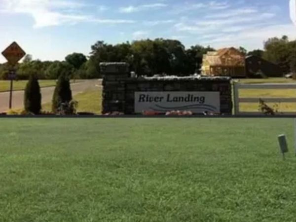 735 River Landing Way, Old Hickory, TN 37138