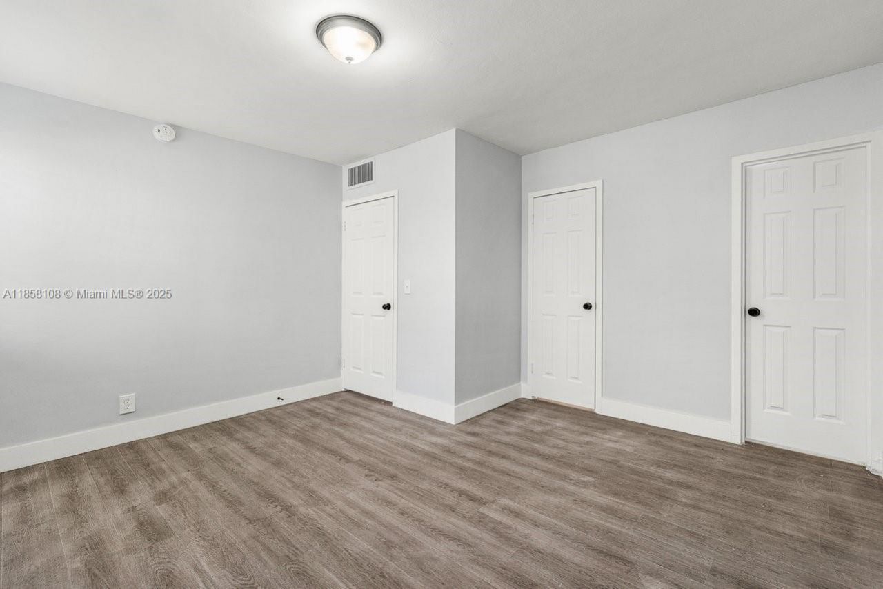 1530 Crescent Cir, West Palm Beach, FL 33403 Photo