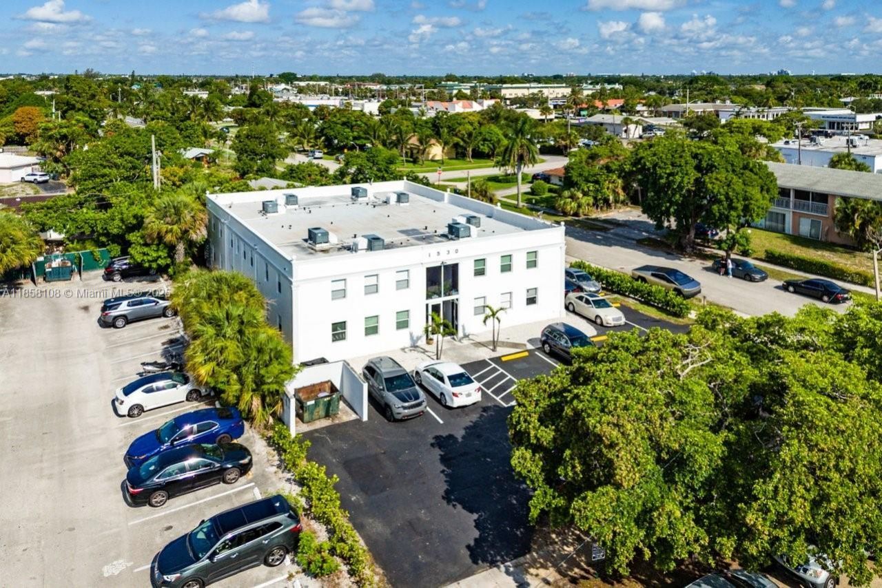 1530 Crescent Cir, West Palm Beach, FL 33403 Photo