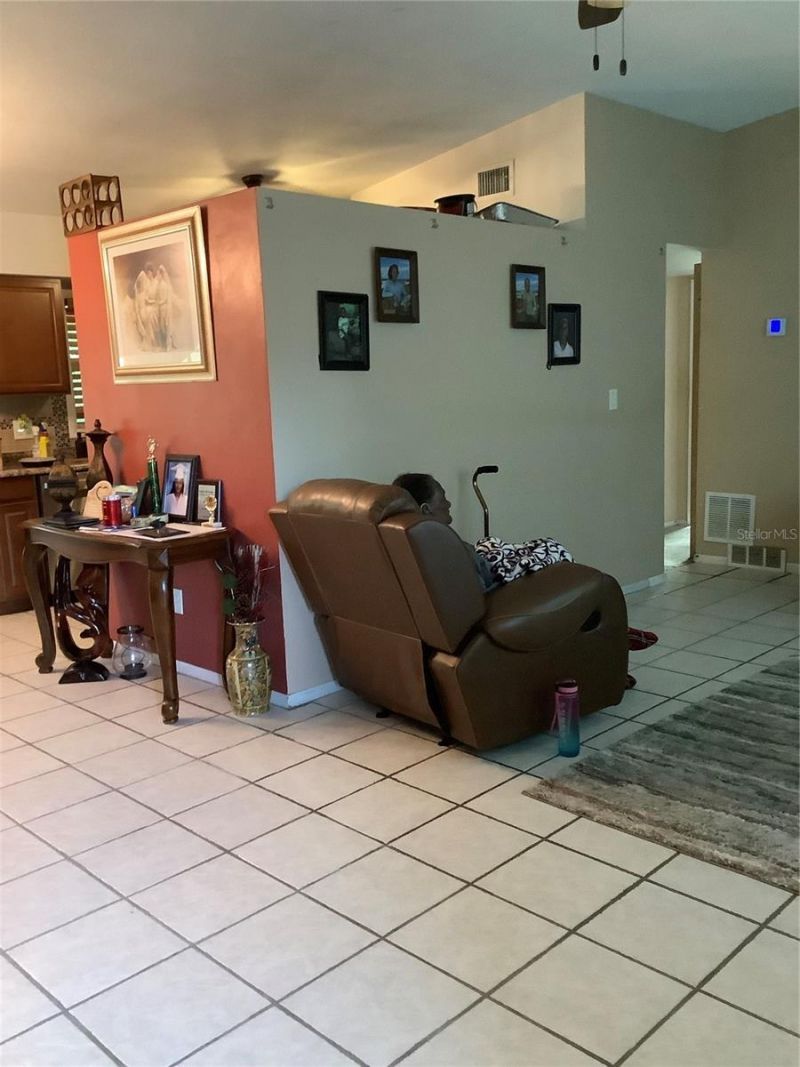 819 62nd Avenue S, Saint Petersburg, FL 33705 Photo